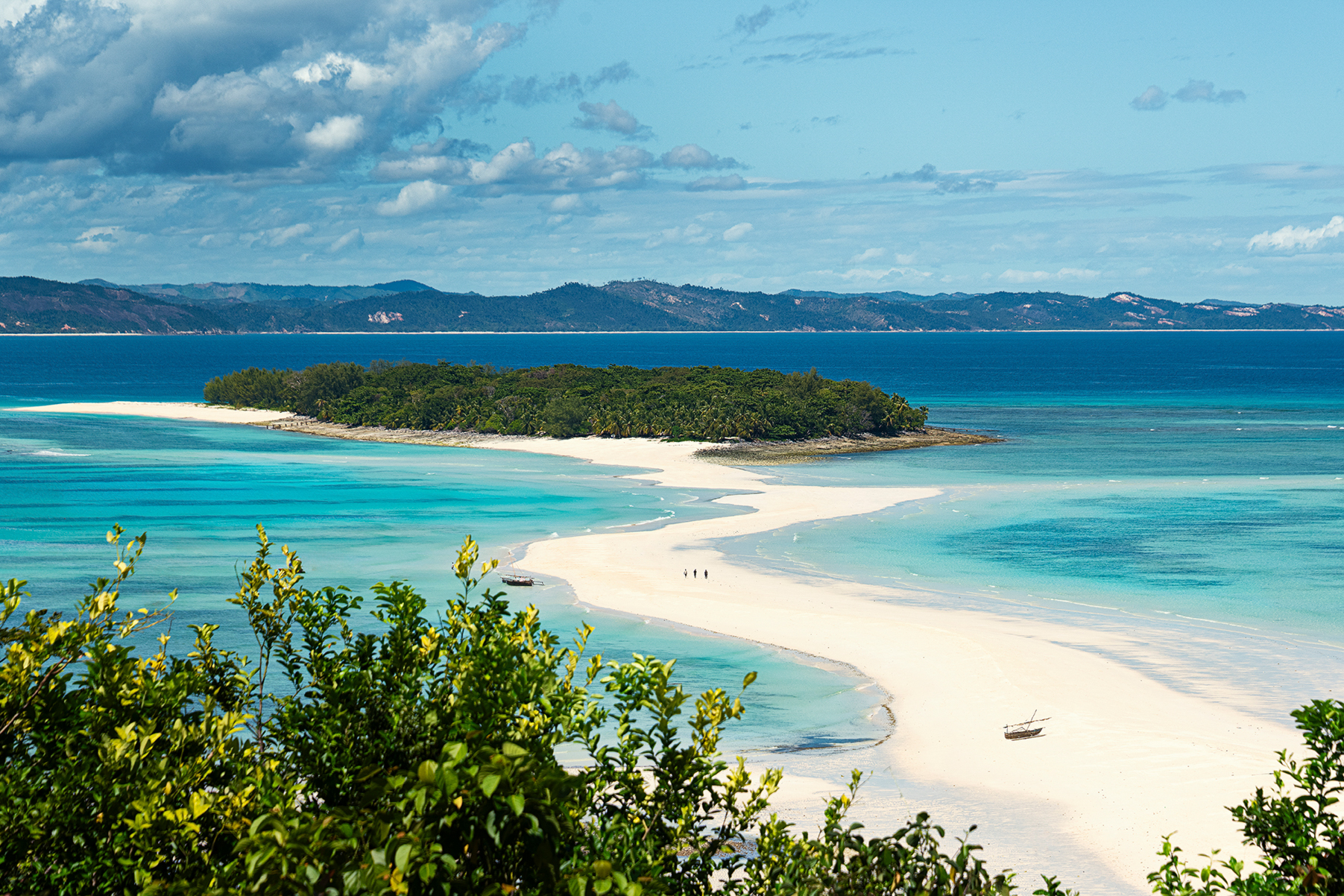 2025. OCTUBRE. TEMA: 